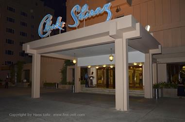 04 Hotel_Clarks_Shiraz,_Agra_DSC5524_b_H600